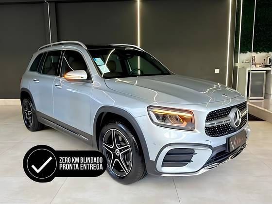 MERCEDES-BENZ GLB 220 2.0 MHEV AMG LINE 4MATIC 8G-DCT MERCEDES-BENZ GLB 220 2.0 MHEV AMG LINE 4MATIC 8G-DCT